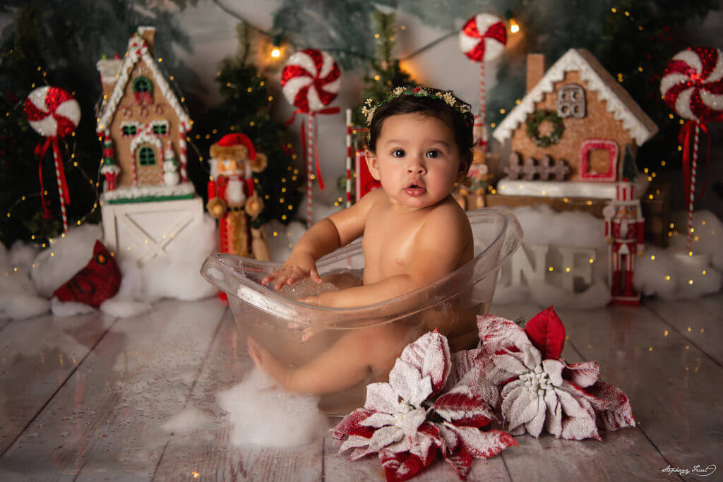Baby girl cake smash photography Christmas