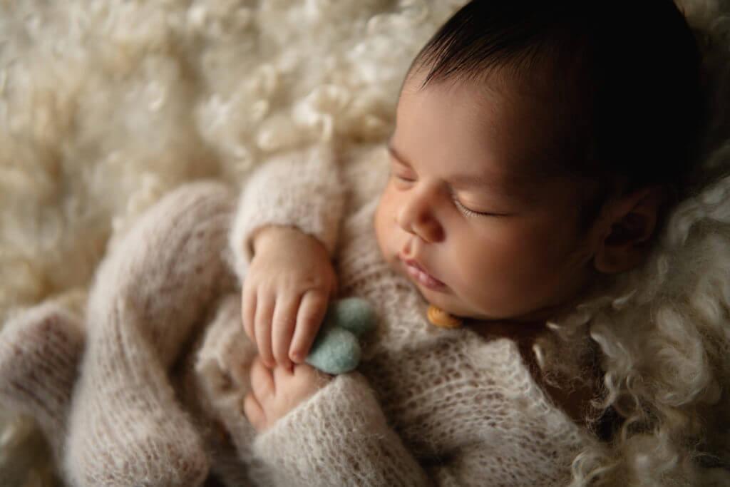 Newborn session by newborn photographer Dallas