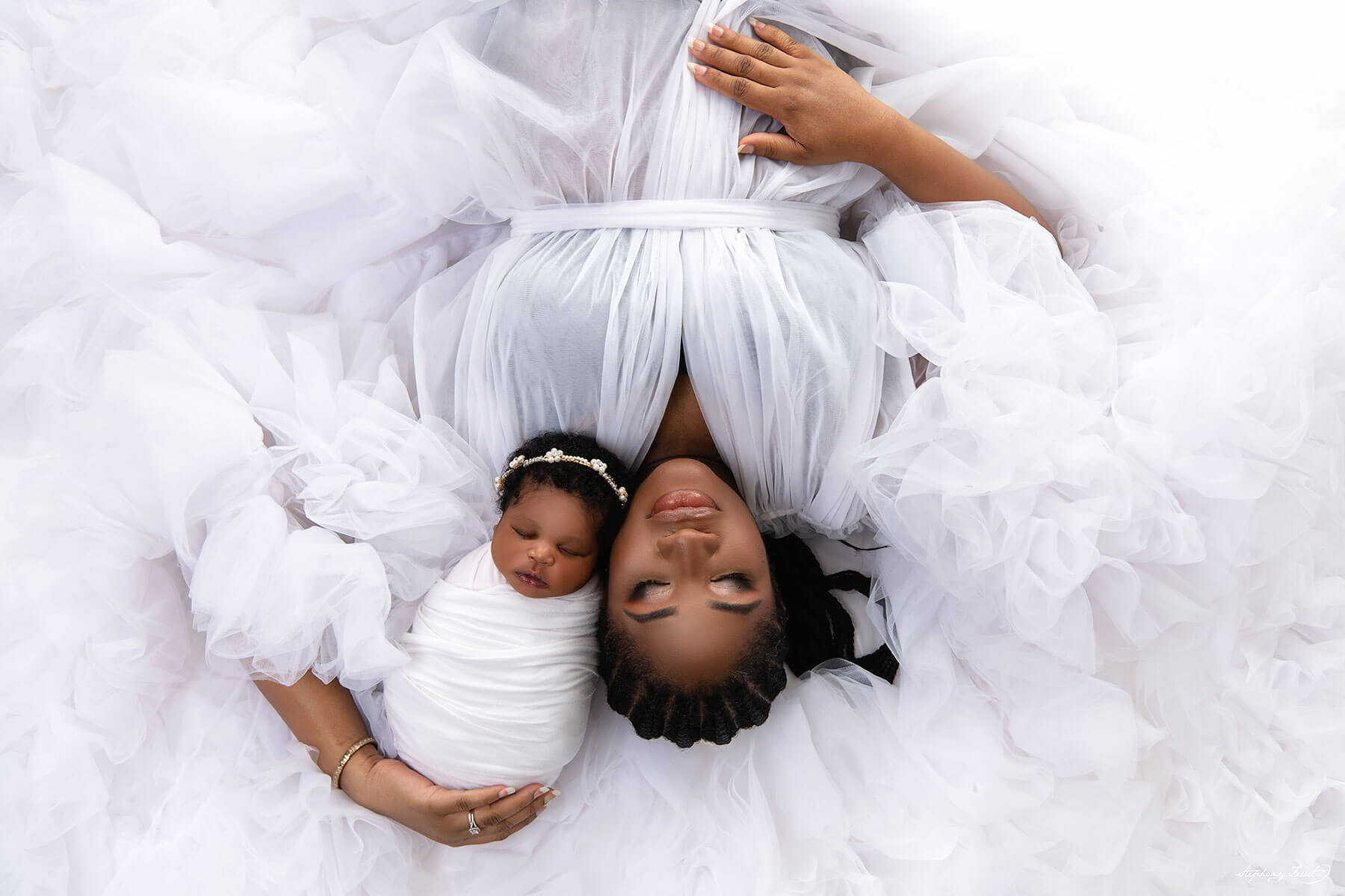 Mommy and me newborn photoshoot