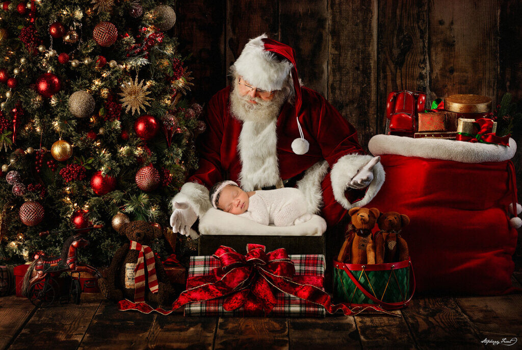 Santa newborn photoshoot by Dallas newborn photographer