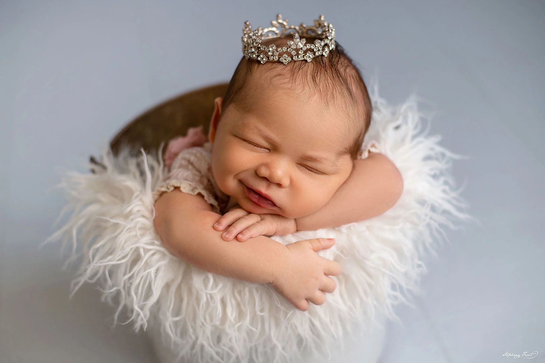 newborn girl photo ideas for 2023